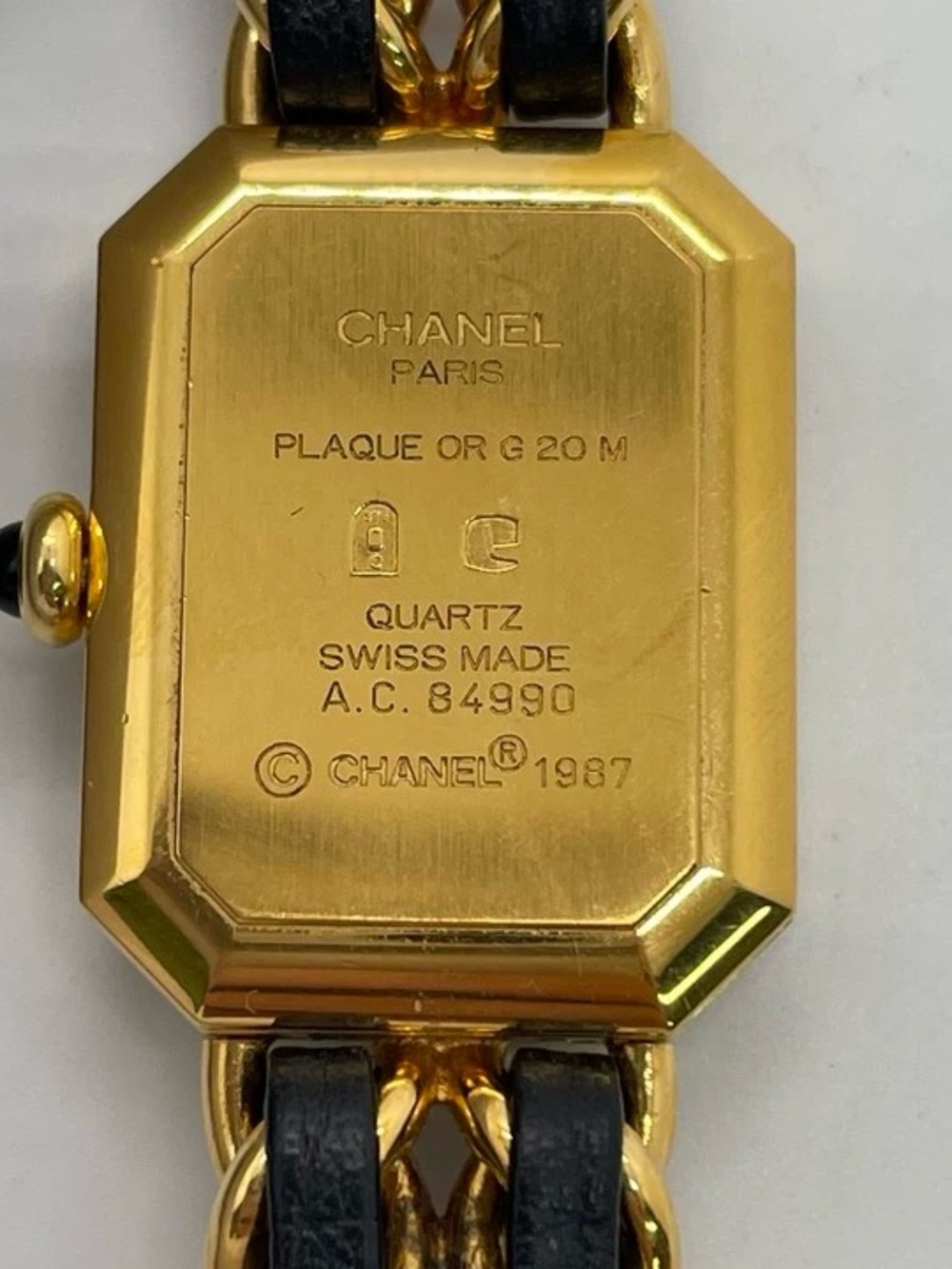 CHANEL Black and Gold Chain-Link Octagonal Dial Watch - Picture 5 of 7